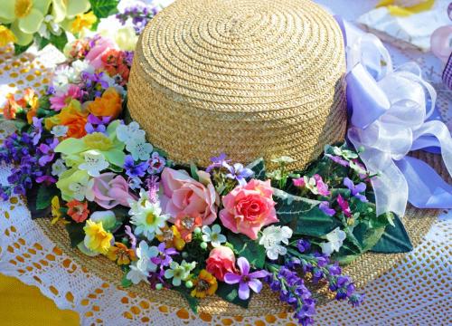 Spring Hat Decorating